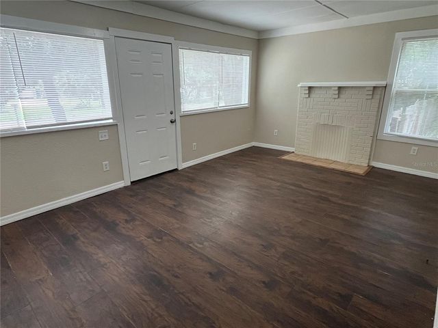 1103 NE 9TH AVENUE, Ocala, FL 34470