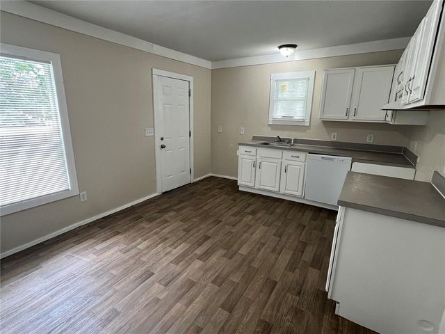 1103 NE 9TH AVENUE, Ocala, FL 34470