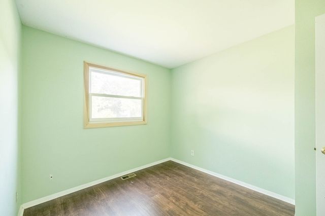 542 S 14th Street, St. Charles, IL 60174