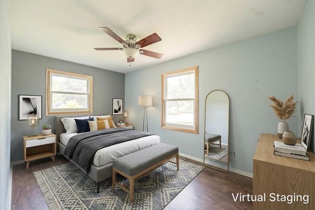 542 S 14th Street, St. Charles, IL 60174