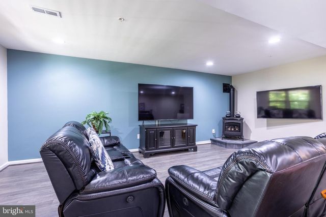 6486 PARK FOREST CIR, Elkridge, MD 21075