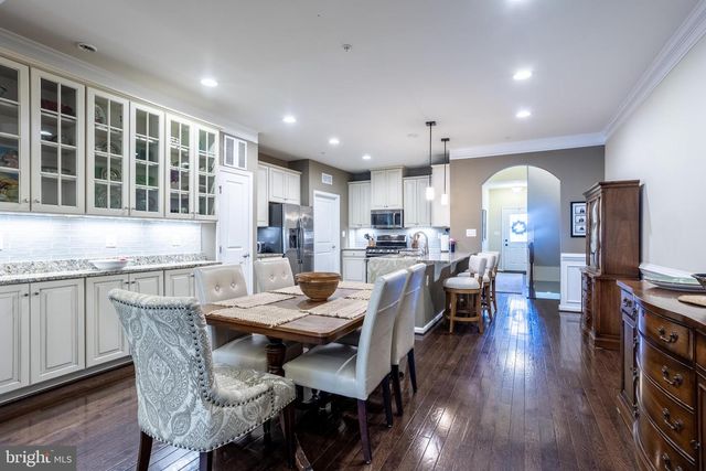 6486 PARK FOREST CIR, Elkridge, MD 21075