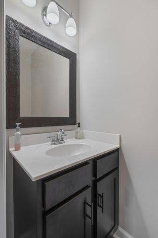 5702 Fox Haven Dr, Nunnelly, TN 37137