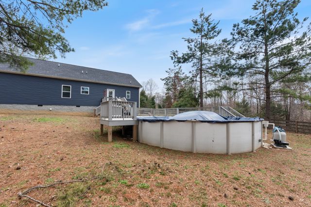 5702 Fox Haven Dr, Nunnelly, TN 37137