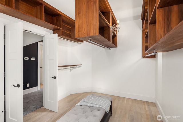 7020 92nd Avenue SE, Mercer Island, WA 98040