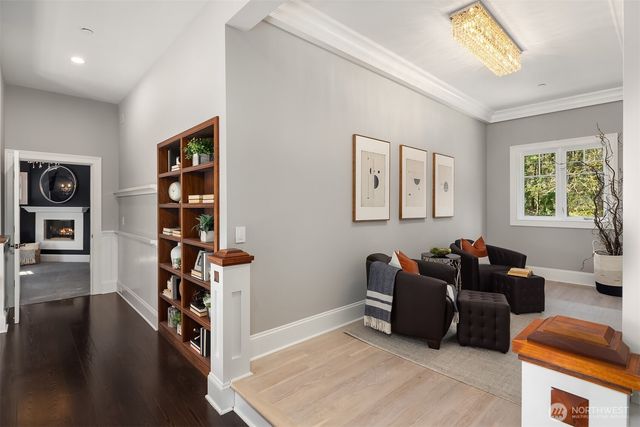 7020 92nd Avenue SE, Mercer Island, WA 98040