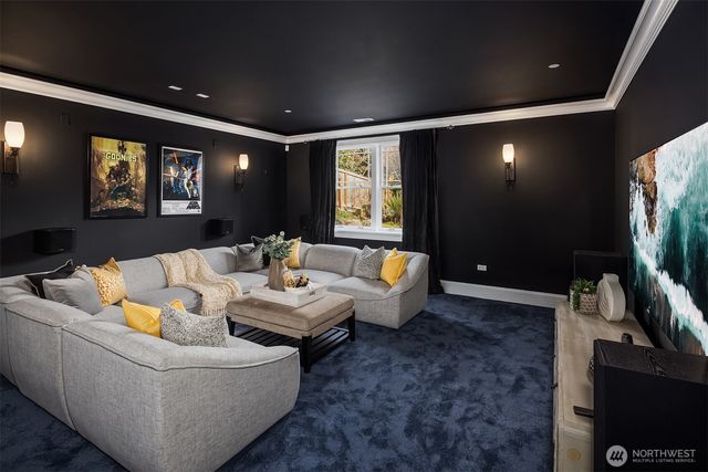 7020 92nd Avenue SE, Mercer Island, WA 98040