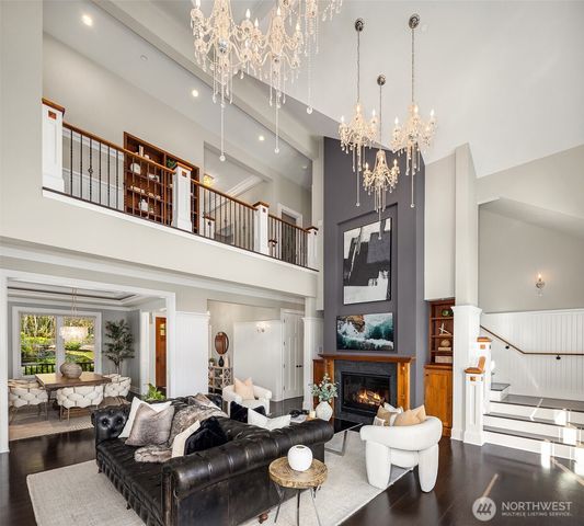 7020 92nd Avenue SE, Mercer Island, WA 98040