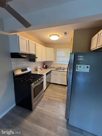 243 LA CASCATA TNHS, Clementon, NJ 08021