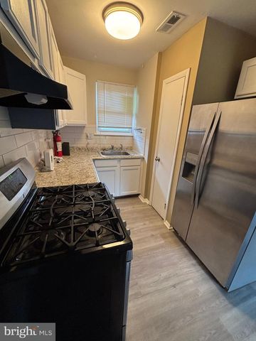 243 LA CASCATA TNHS, Clementon, NJ 08021