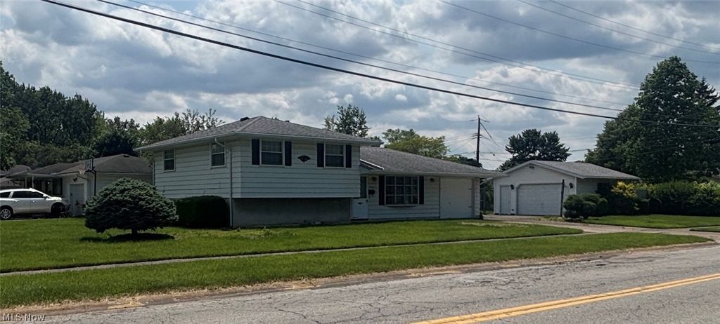2501 W 40th Street, Lorain, OH 44053