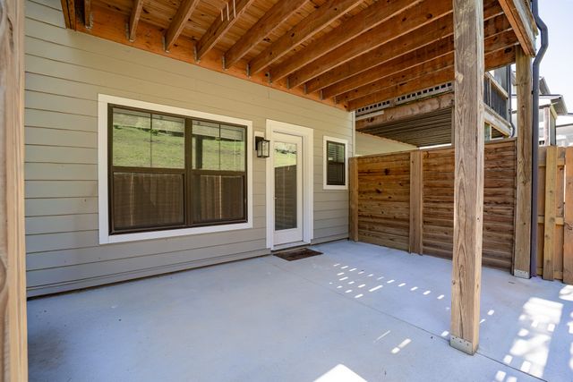 185 Stonecrest Dr, Nashville, TN 37209