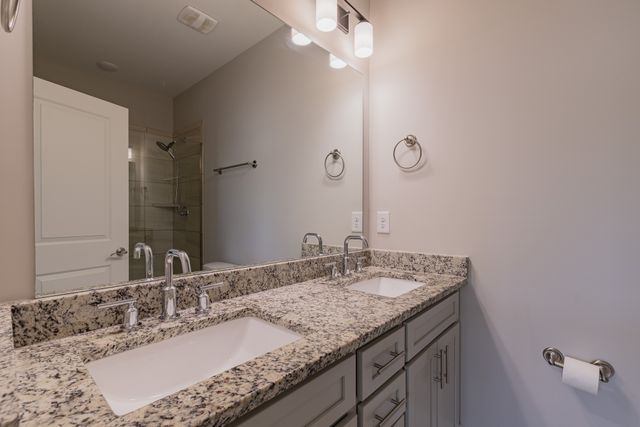 185 Stonecrest Dr, Nashville, TN 37209