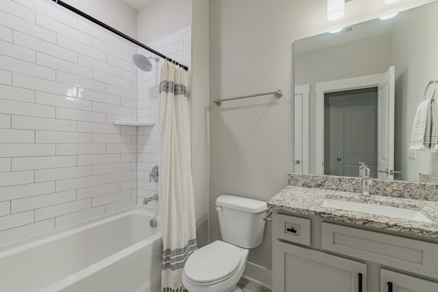 185 Stonecrest Dr, Nashville, TN 37209