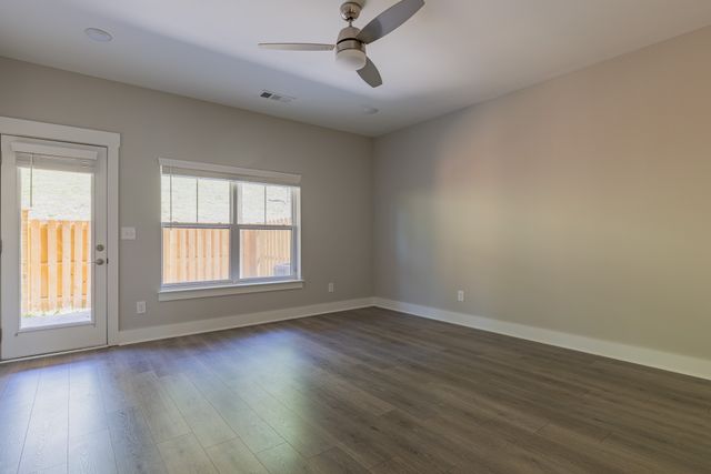 185 Stonecrest Dr, Nashville, TN 37209