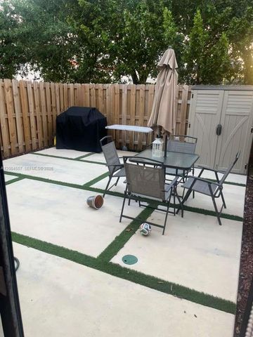 1431 NE 3rd Ave, Florida City, FL 33034