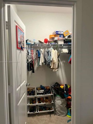 1431 NE 3rd Ave, Florida City, FL 33034