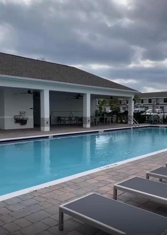 1431 NE 3rd Ave, Florida City, FL 33034