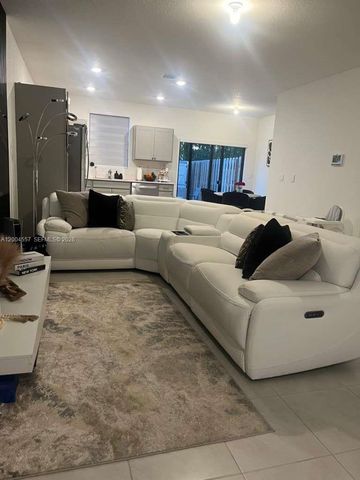 1431 NE 3rd Ave, Florida City, FL 33034