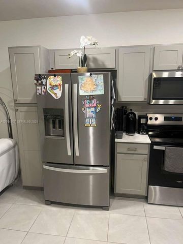 1431 NE 3rd Ave, Florida City, FL 33034