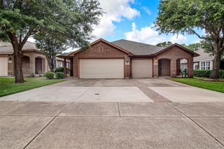 2409 Ravenwood Court, Mansfield, TX 76063