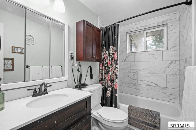 805 Sykes Drive, Idaho Falls, ID 83401