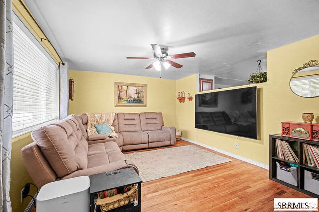 805 Sykes Drive, Idaho Falls, ID 83401