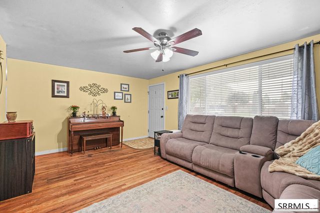 805 Sykes Drive, Idaho Falls, ID 83401