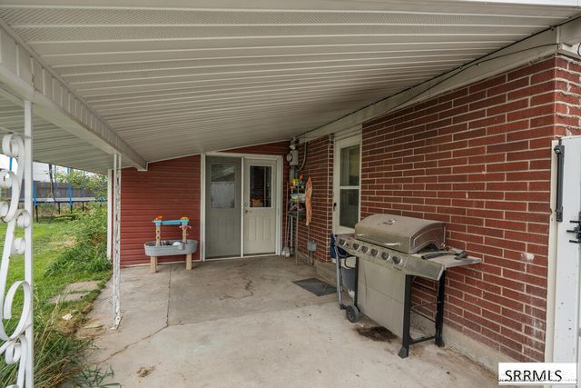 805 Sykes Drive, Idaho Falls, ID 83401