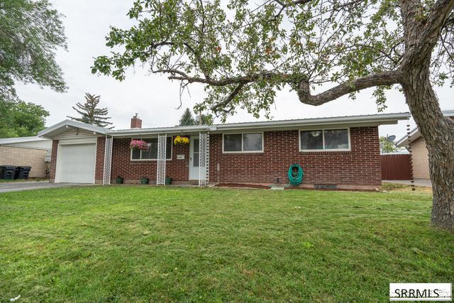 805 Sykes Drive, Idaho Falls, ID 83401
