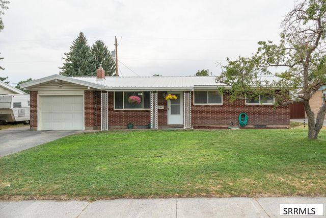 805 Sykes Drive, Idaho Falls, ID 83401
