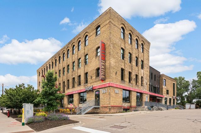 810 6th Street SE, Minneapolis, MN 55414