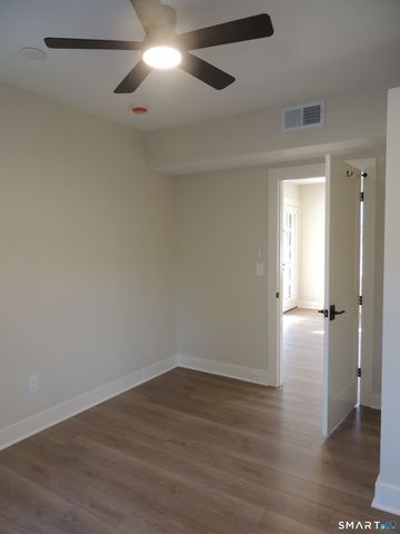 56 Harrison Avenue 2, Branford, CT 06405