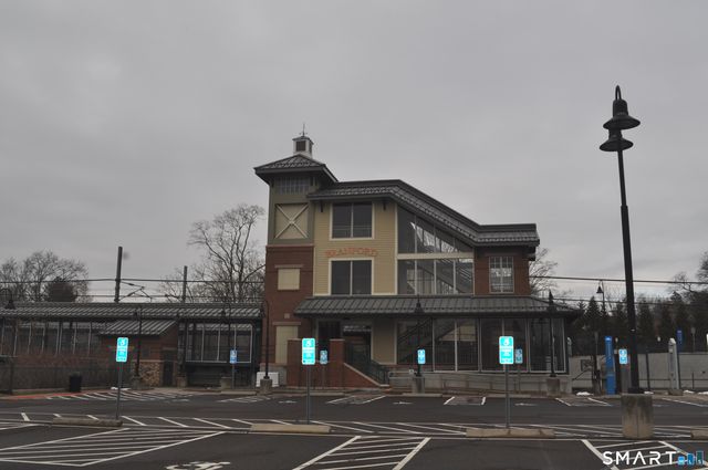 56 Harrison Avenue 2, Branford, CT 06405