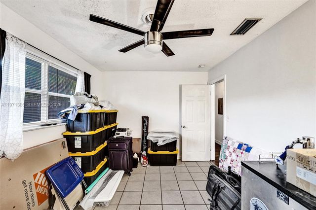 7570 Johnson St, Hollywood, FL 33024