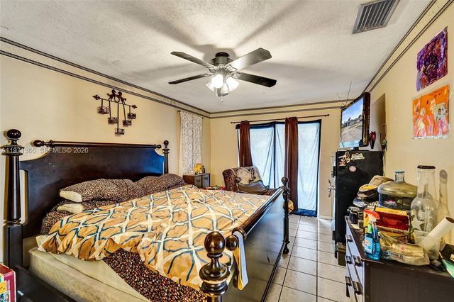 7570 Johnson St, Hollywood, FL 33024