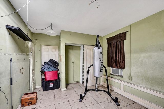 7570 Johnson St, Hollywood, FL 33024