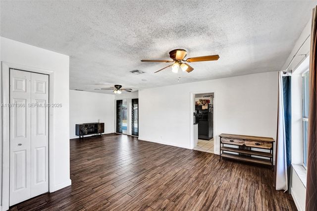 7570 Johnson St, Hollywood, FL 33024