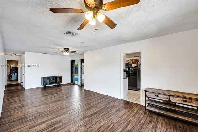 7570 Johnson St, Hollywood, FL 33024