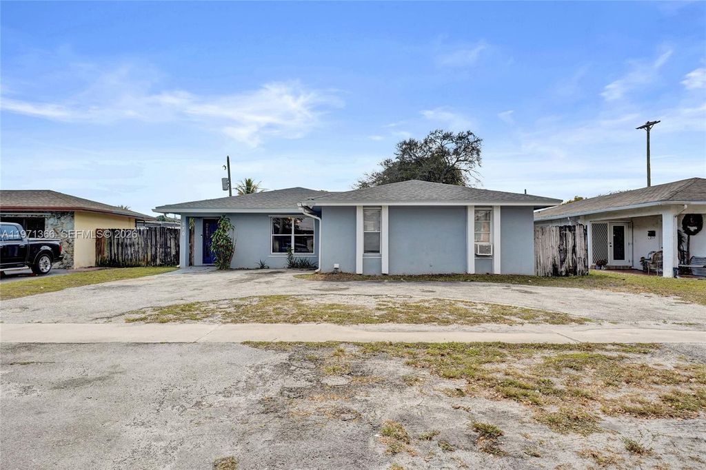 7570 Johnson St, Hollywood, FL 33024