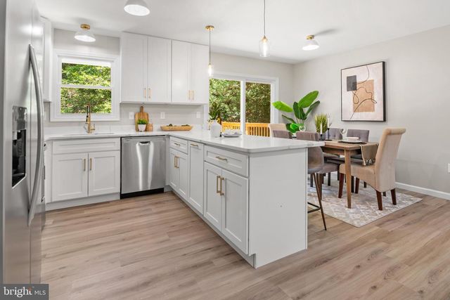 994 HILLENDALE DR, Annapolis, MD 21409