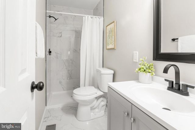994 HILLENDALE DR, Annapolis, MD 21409