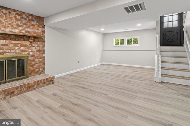 994 HILLENDALE DR, Annapolis, MD 21409