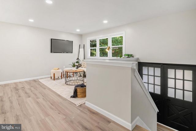 994 HILLENDALE DR, Annapolis, MD 21409
