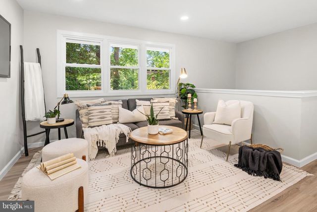 994 HILLENDALE DR, Annapolis, MD 21409