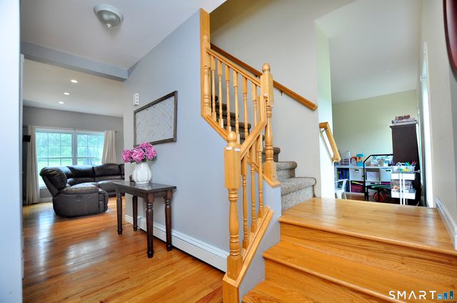 34 Chippenwood Lane, Bristol, CT 06010