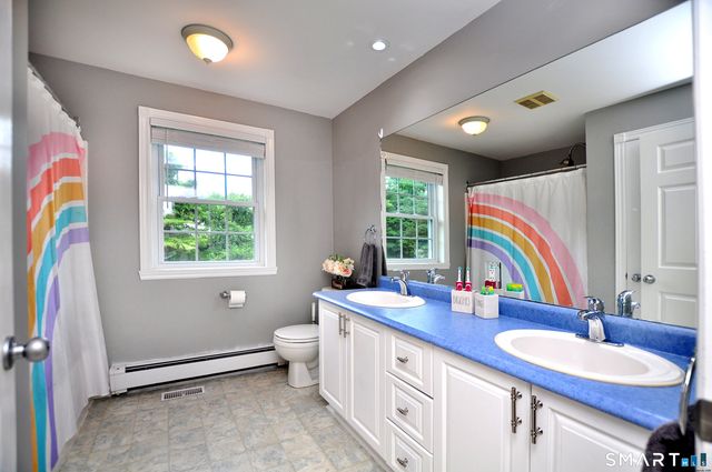 34 Chippenwood Lane, Bristol, CT 06010