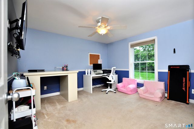 34 Chippenwood Lane, Bristol, CT 06010