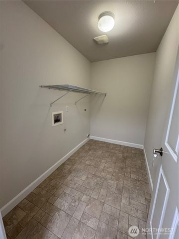 3155 Walker Rd, Dupont, WA 98327