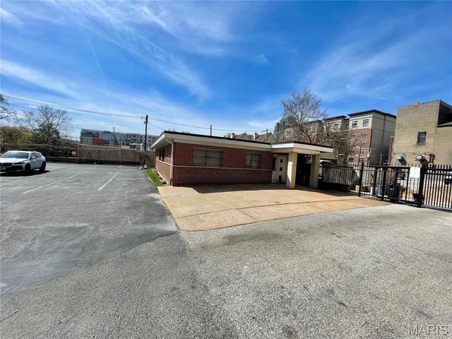 4540 Lindell Boulevard, St Louis, MO 63108